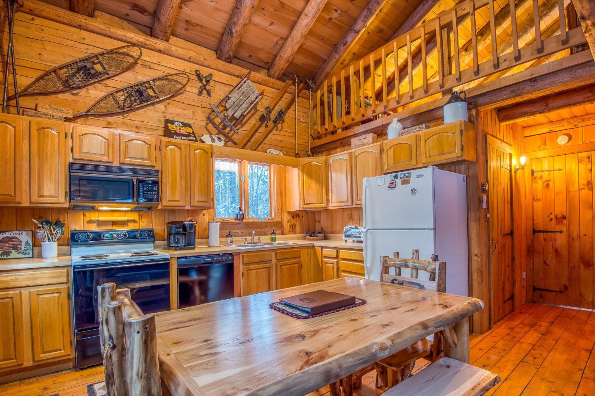 Family-Focused & Pet-Friendly Log Cabin With 4Br 2Ba Sleeps 10 베들레헴 외부 사진